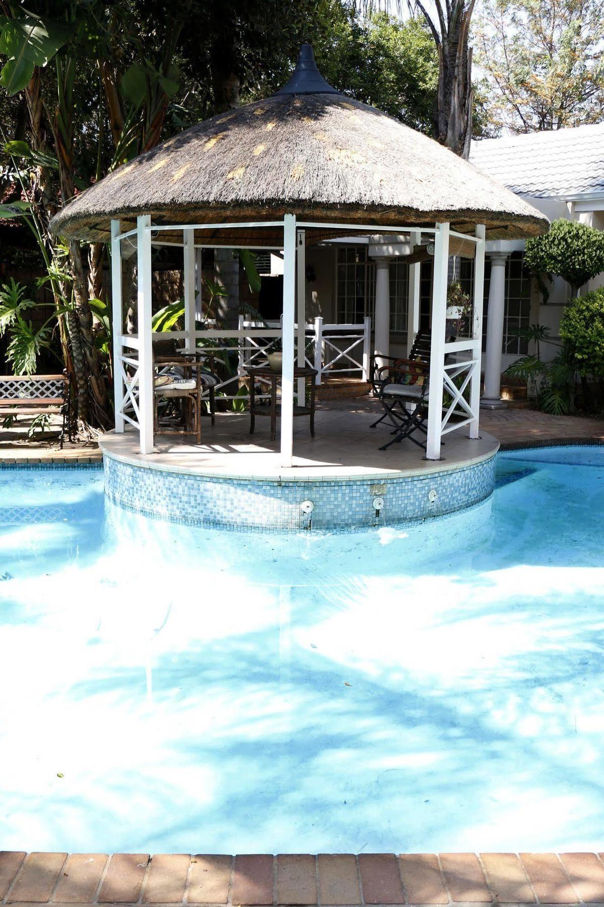 Summerview Guest Lodge Johannesburg Exterior photo